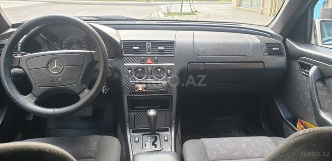 Mercedes C 200 1995, 246,000 km - 2.0 l - Bakı