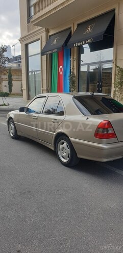 Mercedes C 200 1995, 246,000 km - 2.0 l - Bakı