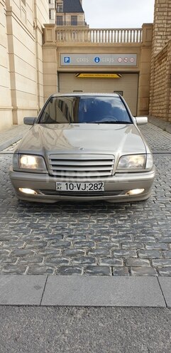Mercedes C 200 1995, 246,000 km - 2.0 l - Bakı