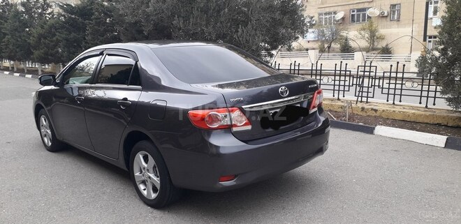 Toyota Corolla 2013, 193,200 km - 1.6 l - Bakı