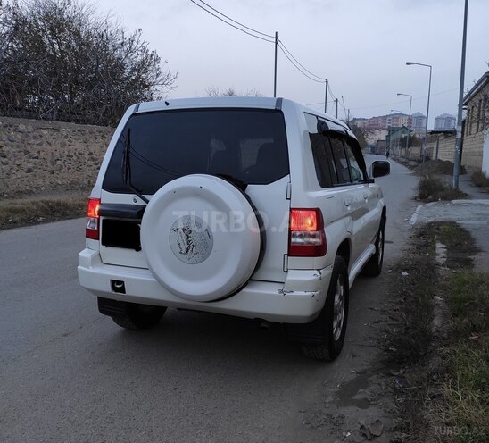 Mitsubishi Pajero io 1999, 235,000 km - 1.8 l - Göygöl