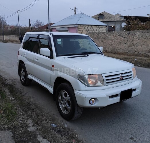 Mitsubishi Pajero io 1999, 235,000 km - 1.8 l - Göygöl