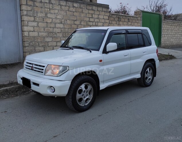 Mitsubishi Pajero io 1999, 235,000 km - 1.8 l - Göygöl