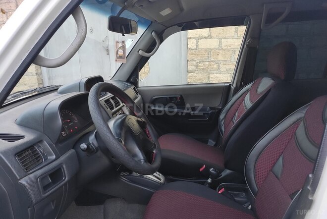 Mitsubishi Pajero io 1999, 235,000 km - 1.8 l - Göygöl