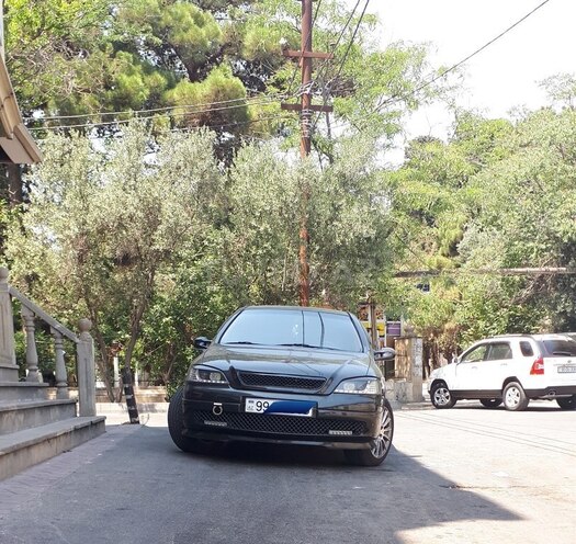 Opel Astra 2000, 299,200 km - 1.8 л - Bakı