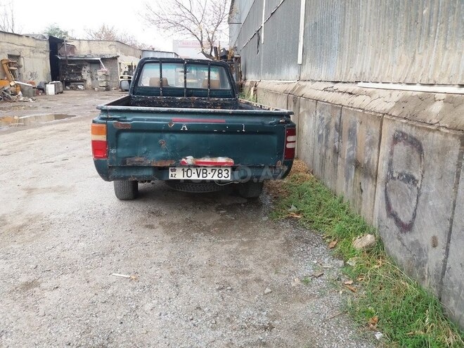 Mitsubishi L200 2003, 150,000 km - 2.0 л - Bakı
