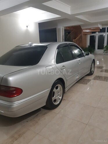 Mercedes E 220 2000, 365,563 km - 2.2 l - Ağstafa
