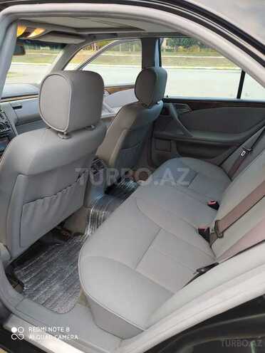 Mercedes E 320 2001, 364,150 km - 3.2 л - Masallı