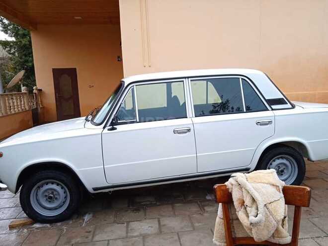 LADA (VAZ) 21011 1975, 80,000 km - 1.6 l - Neftçala