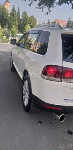 Volkswagen Touareg 2008, 175,000 km - 3.6 l - Göyçay