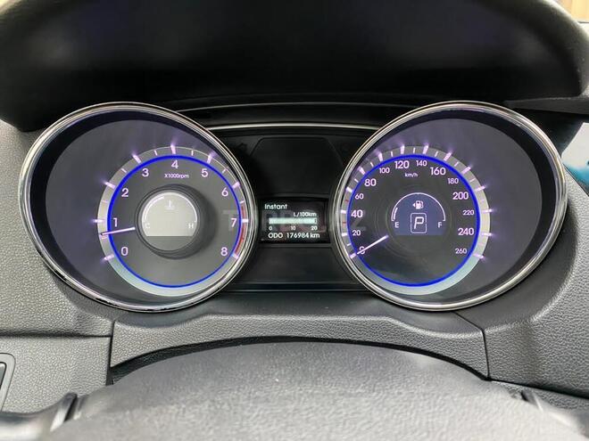 Hyundai Sonata 2010, 177,000 km - 2.4 l - Bakı