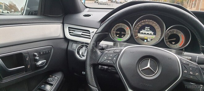 Mercedes E 300 2014, 151,000 km - 3.0 l - Mingəçevir