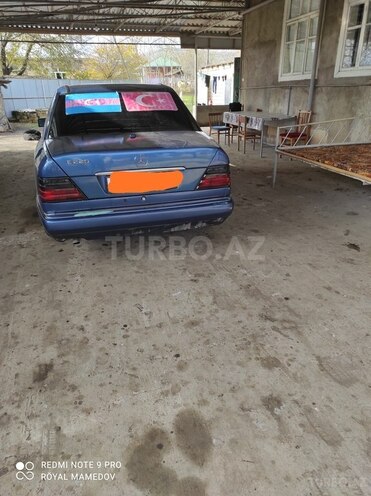 Mercedes E 250 1994, 240,000 km - 2.5 l - Bakı