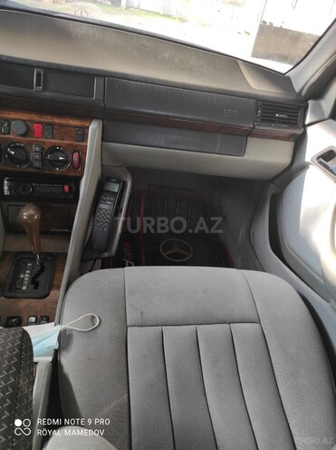 Mercedes E 250 1994, 240,000 km - 2.5 l - Bakı