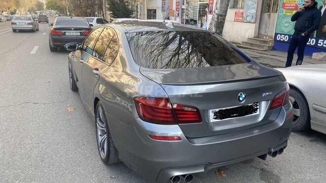 BMW M5 2012, 73,000 km - 4.4 l - Bakı