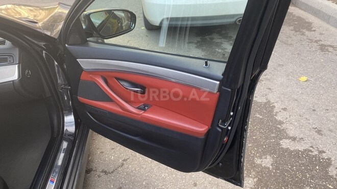 BMW M5 2012, 73,000 km - 4.4 l - Bakı