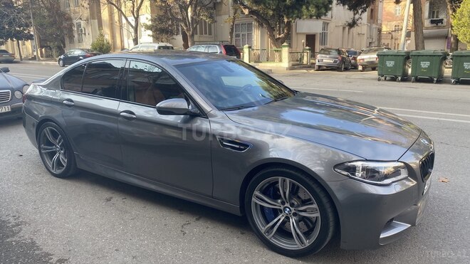 BMW M5 2012, 73,000 km - 4.4 l - Bakı