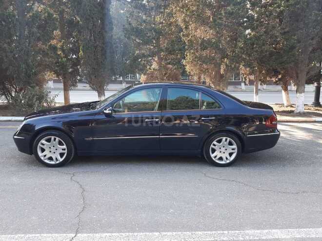 Mercedes E 270 2002, 319,000 km - 2.7 l - Sumqayıt