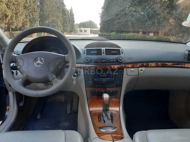 Mercedes E 270 2002, 319,000 km - 2.7 l - Sumqayıt