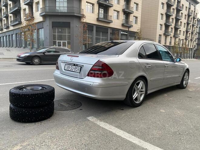Mercedes E 220 2003, 345,000 km - 2.2 l - Bakı