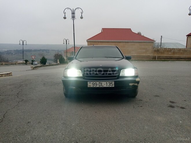 Mercedes C 220 2000, 621,997 km - 2.2 l - Bakı