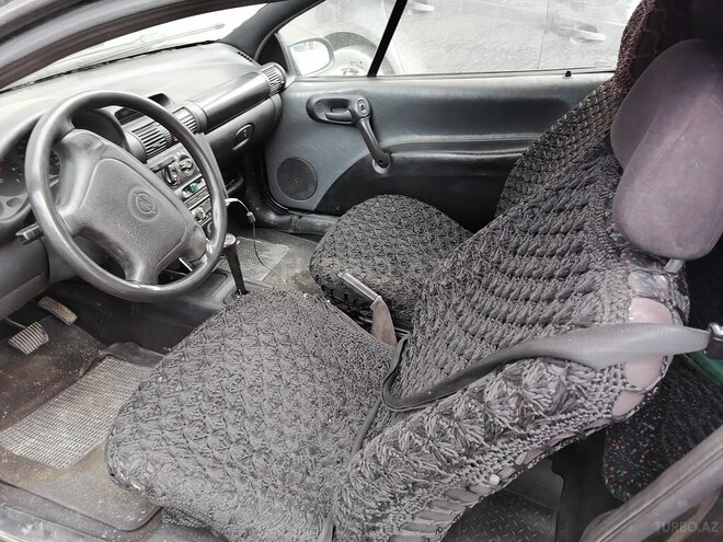 Opel Tigra 1996, 300,000 km - 1.4 l - Bakı