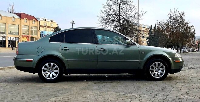 Volkswagen Passat 2002, 266,400 km - 1.8 l - Gəncə