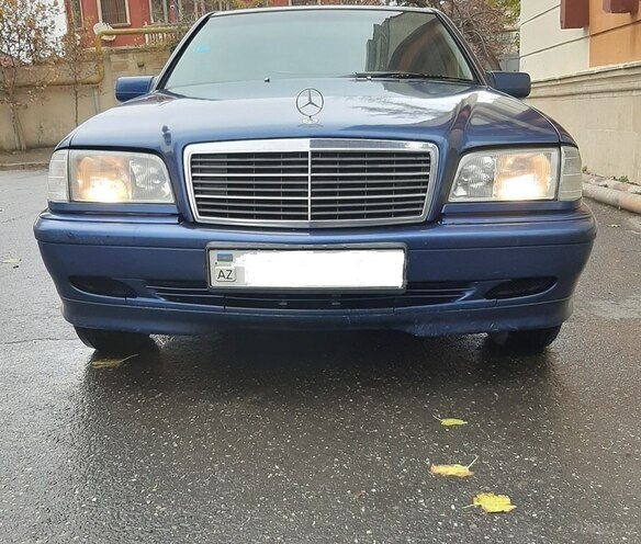 Mercedes C 180 1999, 380,000 km - 1.8 l - Bakı