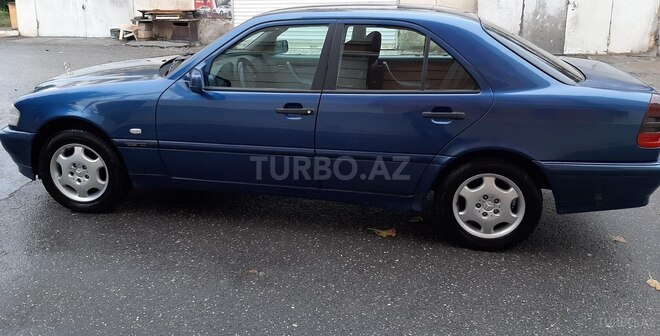 Mercedes C 180 1999, 380,000 km - 1.8 l - Bakı