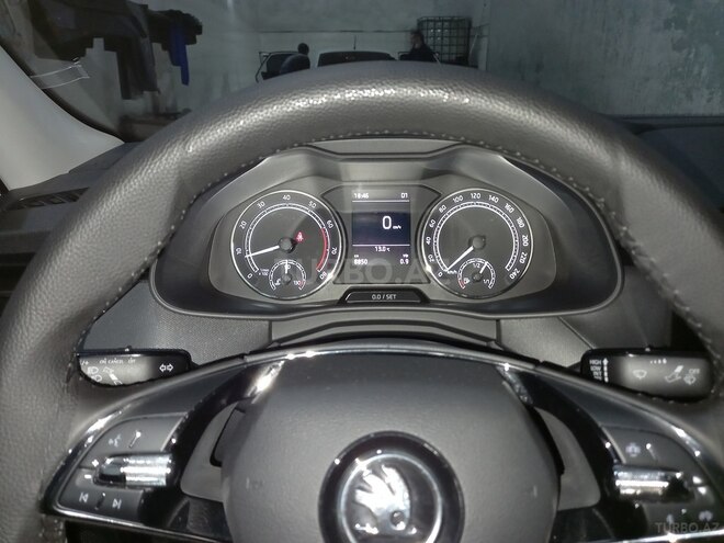 Skoda Rapid 2020, 8,850 km - 1.6 l - Bakı