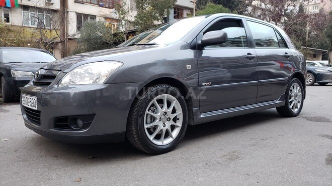Toyota Corolla 2006, 196,000 km - 1.4 l - Bakı