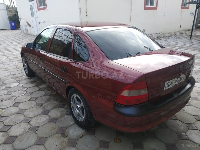 Opel Vectra 1995, 254,885 km - 1.6 l - Sumqayıt
