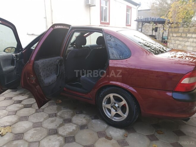 Opel Vectra 1995, 254,885 km - 1.6 l - Sumqayıt