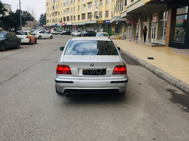 BMW 528 2000, 265,000 km - 2.8 l - Bakı