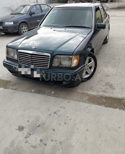 Mercedes E 220 1995, 327,000 km - 2.2 l - Bakı