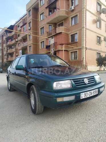 Volkswagen Vento 1996, 201,000 km - 1.8 l - Bakı