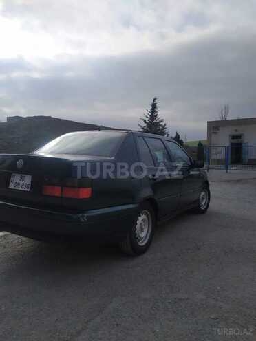 Volkswagen Vento 1996, 201,000 km - 1.8 l - Bakı