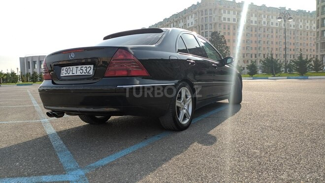 Mercedes C 240 2001, 250,000 km - 2.4 л - Sumqayıt