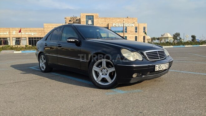Mercedes C 240 2001, 250,000 km - 2.4 л - Sumqayıt