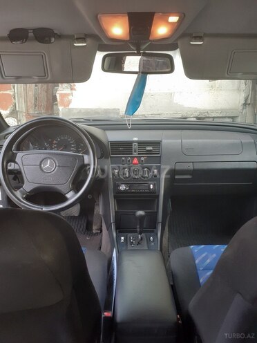 Mercedes C 220 2000, 517,324 km - 2.2 l - Mingəçevir