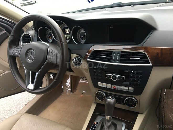 Mercedes C 250 2014, 158,000 km - 1.8 л - Bakı