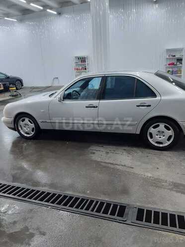 Mercedes E 280 1997, 226,000 km - 2.8 l - Bakı