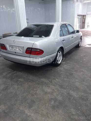 Mercedes E 280 1997, 226,000 km - 2.8 l - Bakı