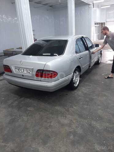 Mercedes E 280 1997, 226,000 km - 2.8 l - Bakı