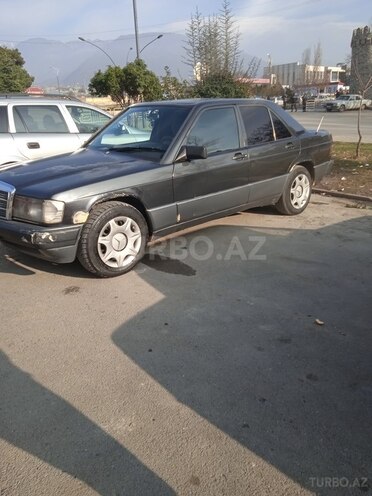 Mercedes 190 1990, 450,000 km - 2.0 l - İsmayıllı