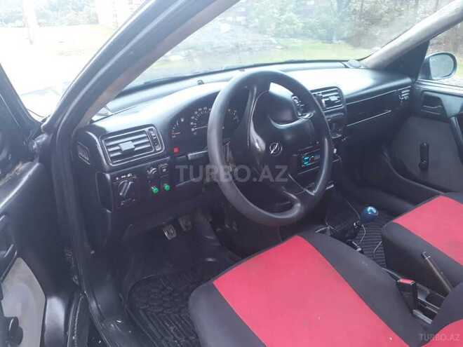 Opel Vectra 1992, 420,000 km - 1.7 л - Bakı