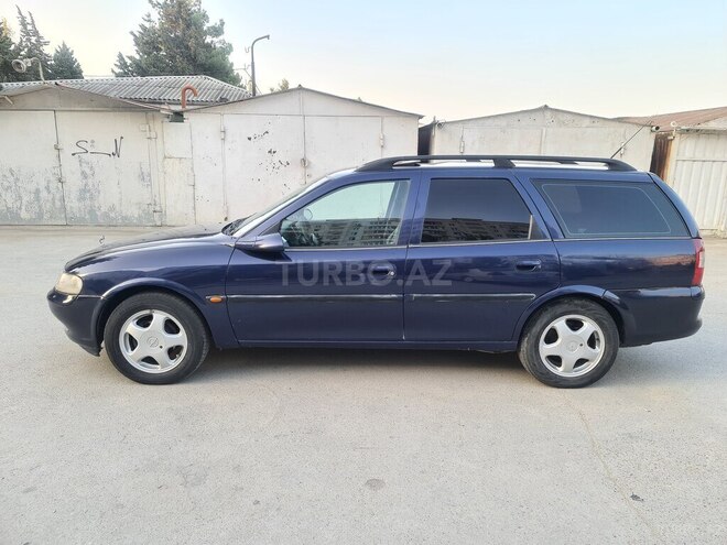 Opel Vectra 1998, 210,000 km - 1.8 l - Sumqayıt