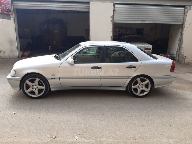 Mercedes C 200 1998, 300,000 km - 2.0 l - Gəncə