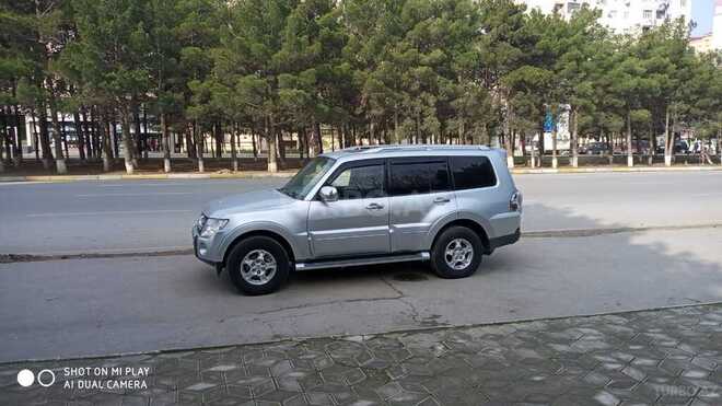 Mitsubishi Pajero 2007, 221,441 km - 3.0 l - Sumqayıt