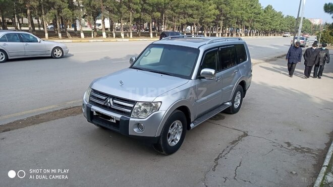 Mitsubishi Pajero 2007, 221,441 km - 3.0 l - Sumqayıt